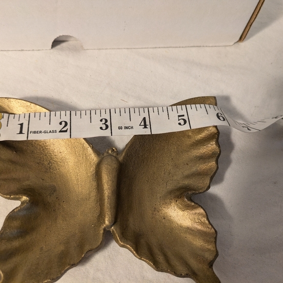 Brass/gold tone metal butterflies trinket dishes or wall decor - Picture 5 of 7